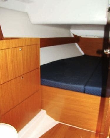 NESC Beneteau 39 Cabin